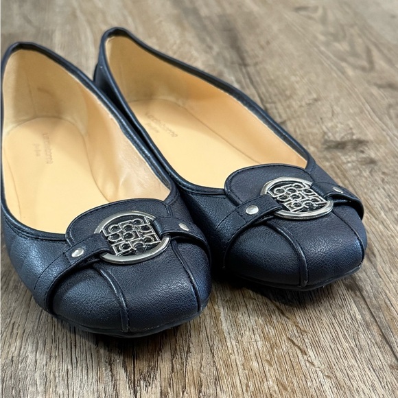 Liz Claiborne • Navy Selma Flex Form Comfort Ballet Flats - Picture 2 of 8